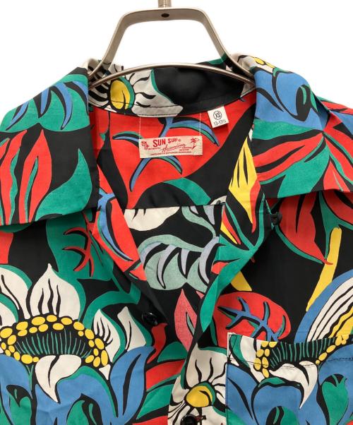 Sun Surf（サンサーフ）Sun Surf (サンサーフ) アロハシャツ　Special Edition KEONI OF HAWAII レッド サイズ:XSの古着・服飾アイテム