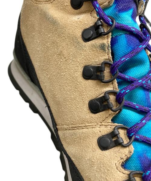 THE NORTH FACE（ザ ノース フェイス）THE NORTH FACE (ザ ノース フェイス) SNS (エスエヌエス) トレッキングブーツ アイボリー×パープル サイズ:US 9.5の古着・服飾アイテム