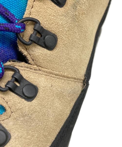 THE NORTH FACE（ザ ノース フェイス）THE NORTH FACE (ザ ノース フェイス) SNS (エスエヌエス) トレッキングブーツ アイボリー×パープル サイズ:US 9.5の古着・服飾アイテム