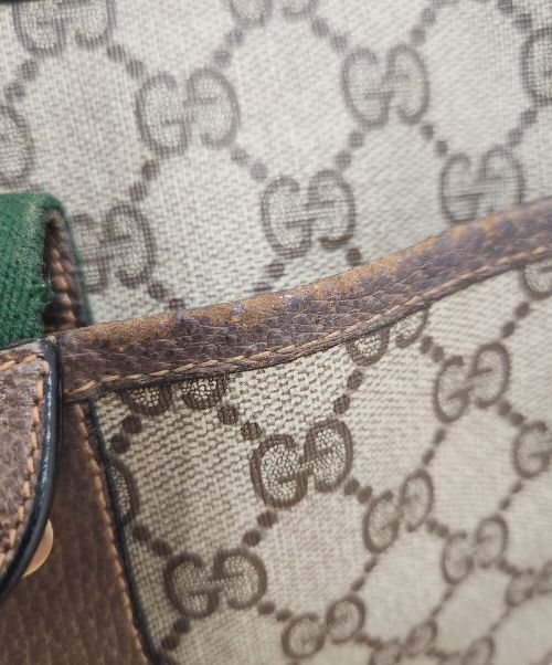 GUCCI（グッチ）GUCCI (グッチ) ショルダーポーチ ブラウンの古着・服飾アイテム