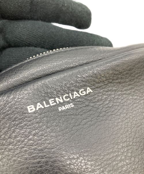 BALENCIAGA（バレンシアガ）BALENCIAGA (バレンシアガ) エブリデイカメラバック ブラックの古着・服飾アイテム