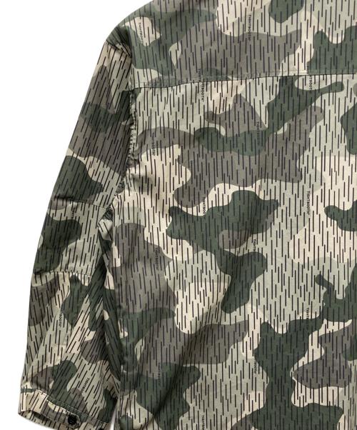 TIGHTBOOTH PRODUCTION（タイトブースプロダクション）TIGHTBOOTH PRODUCTION (タイトブースプロダクション) カモフラ柄ジップアップジャケット カーキ サイズ:Lの古着・服飾アイテム