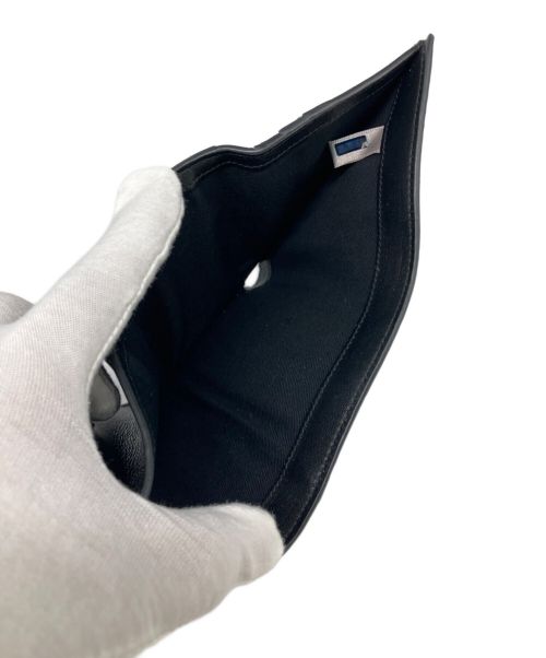 JIMMY CHOO（ジミーチュウ）JIMMY CHOO (ジミーチュウ) 3つ折り財布 ブラックの古着・服飾アイテム