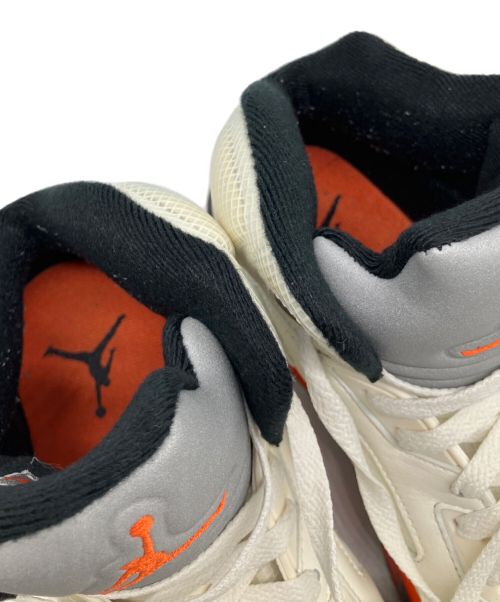 NIKE（ナイキ）NIKE (ナイキ) スニーカー　NIKE　AIR JORDAN ５　RETRO ホワイト サイズ:27.5cmの古着・服飾アイテム