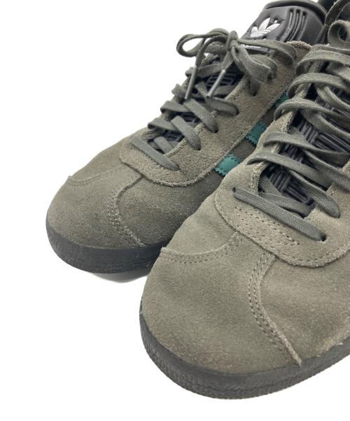 adidas（アディダス）adidas (アディダス) スニーカー グレー サイズ:26.5の古着・服飾アイテム