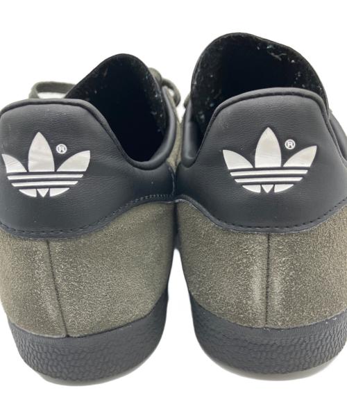 adidas（アディダス）adidas (アディダス) スニーカー グレー サイズ:26.5の古着・服飾アイテム