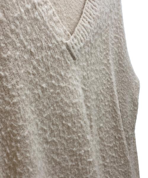 UNFOLLOW（アンフォロー）UNFOLLOW (アンフォロー) pilling puff v neck sweater ベージュ サイズ:2の古着・服飾アイテム