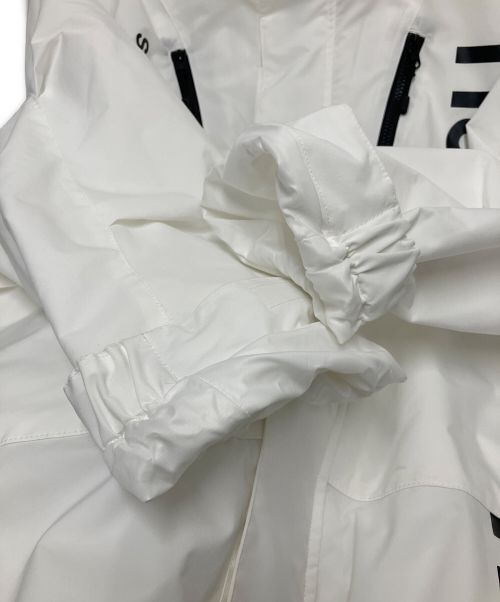 TIGHTBOOTH PRODUCTION（タイトブースプロダクション）TIGHTBOOTH PRODUCTION (タイトブースプロダクション) タクティカルジャケット ホワイト サイズ:Lの古着・服飾アイテム