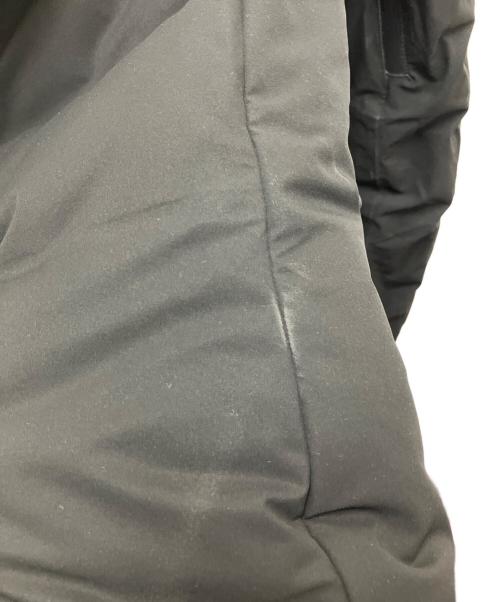 DESCENTE ALLTERRAIN（デザイント オルテライン）Descente ALLTERRAIN (デザイント オルテライン) ダウンジャケット ブラック サイズ:Mの古着・服飾アイテム