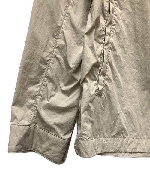 HERNO（ヘルノ）HERNO (ヘルノ) コーチジャケット ベージュ サイズ:SIZE 46の古着・服飾アイテム