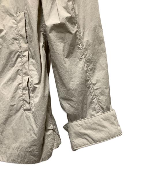 HERNO（ヘルノ）HERNO (ヘルノ) コーチジャケット ベージュ サイズ:SIZE 46の古着・服飾アイテム