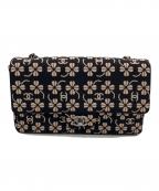 CHANELシャネル）の古着「チェーンショルダーバッグ」｜ブラック×ピンク