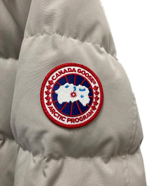 CANADA GOOSE（カナダグース）CANADA GOOSE (カナダグース) ダウンジャケット CARSON PARK アイボリー サイズ:SIZE Mの古着・服飾アイテム
