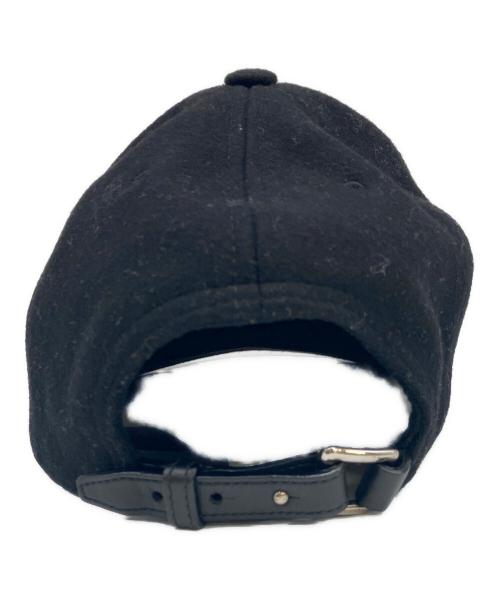 VALENTINO GARAVANI（ヴァレンティノ・ガラヴァーニ）VALENTINO GARAVANI (ヴァレンティノ・ガラヴァーニ) キャップ ブラックの古着・服飾アイテム