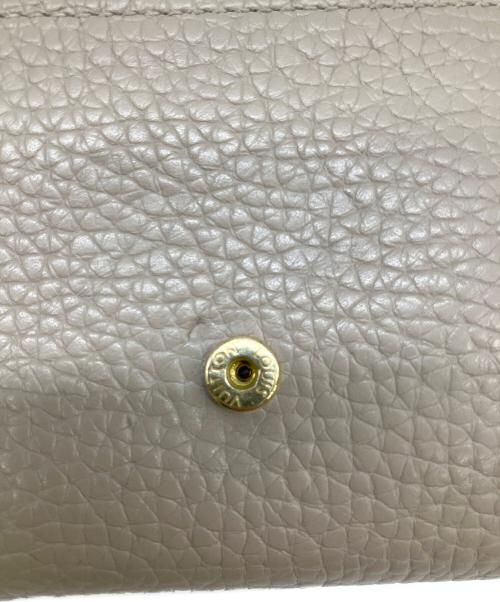 LOUIS VUITTON（ルイ ヴィトン）LOUIS VUITTON (ルイ ヴィトン) 3つ折り財布 	ポルトフォイユ・カプシーヌ コンパクト ベージュの古着・服飾アイテム