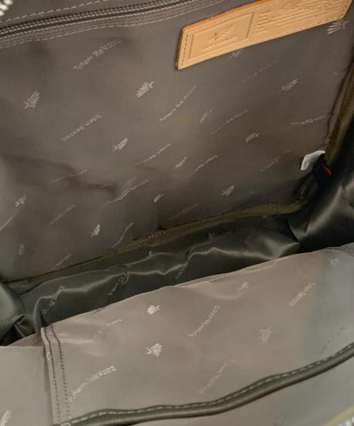 totem re vooo（トーテムリボー）totem re vooo (トーテムリボー) パンチング加工リュック グレーの古着・服飾アイテム