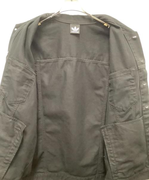 BALENCIAGA（バレンシアガ）BALENCIAGA (バレンシアガ) adidas (アディダス) 23SSクラッシュ加工サイドラインデニムジャケット ブラック サイズ:SIZE　Lの古着・服飾アイテム