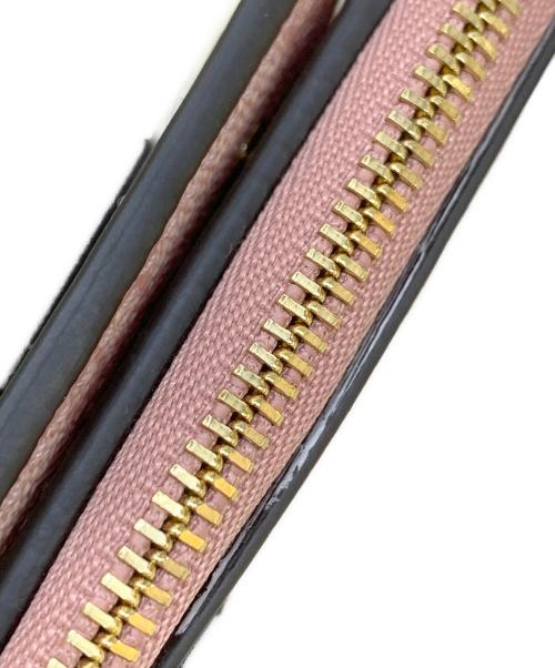 GUCCI（グッチ）GUCCI (グッチ) 2つ折り財布　GGエンブレムミディアム ウォレット ピンクの古着・服飾アイテム