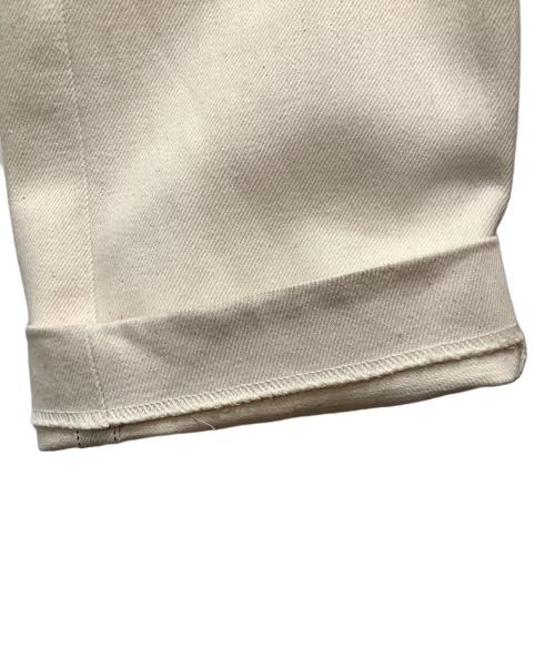 TANAKA（タナカ）TANAKA (タナカ) デニムパンツ　STRAIGHT JEAN TROUSERS　	WHITE ROSE ベージュ サイズ:SIZE　66cm　（W26）の古着・服飾アイテム