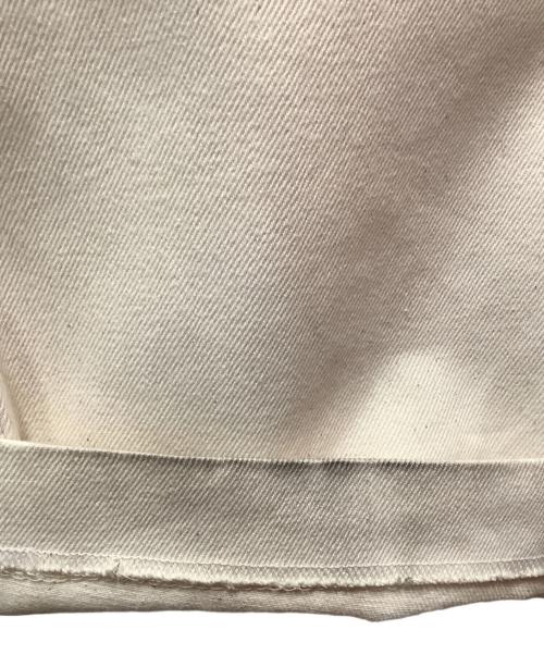 TANAKA（タナカ）TANAKA (タナカ) デニムパンツ　STRAIGHT JEAN TROUSERS　	WHITE ROSE ベージュ サイズ:SIZE　66cm　（W26）の古着・服飾アイテム