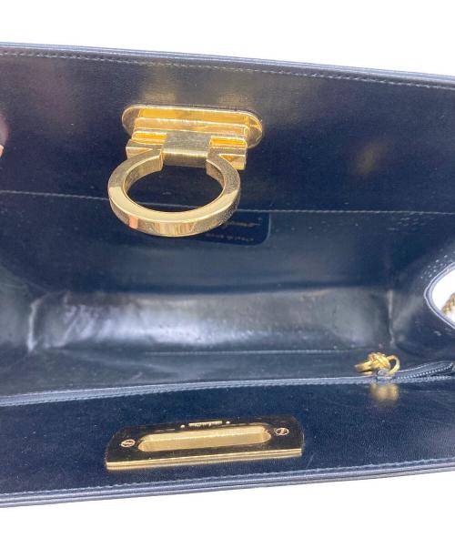 Salvatore Ferragamo（サルヴァトーレ フェラガモ）Salvatore Ferragamo (サルヴァトーレ フェラガモ) ショルダーバッグ　ガンチーニ ブラックの古着・服飾アイテム