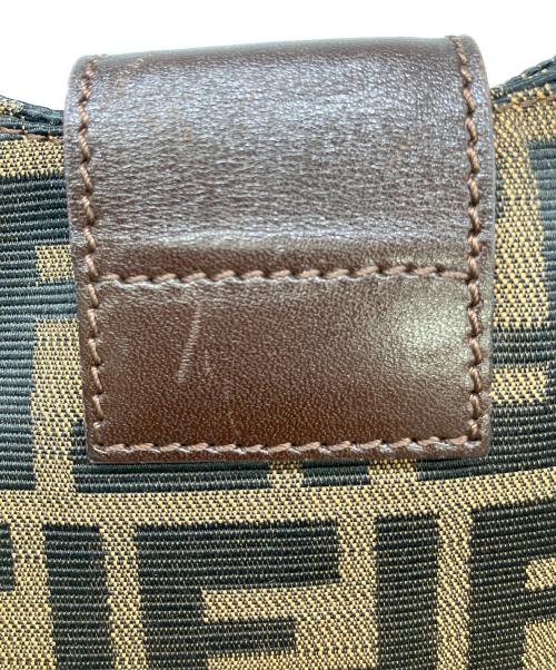 FENDI（フェンディ）FENDI (フェンディ) セミショルダーバッグ ブラウンの古着・服飾アイテム