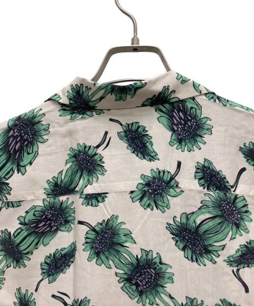 PAUL SMITH（ポールスミス）Paul Smith (ポールスミス) 22AW Digital Daisy Projector アロハシャツ グリーン×アイボリー サイズ:Lの古着・服飾アイテム