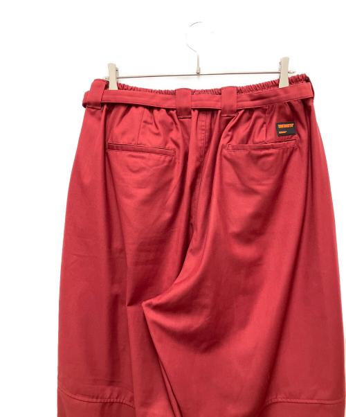 TIGHTBOOTH PRODUCTION（タイトブースプロダクション）TIGHTBOOTH PRODUCTION (タイトブースプロダクション) バルーンスラックス レッド サイズ:Lの古着・服飾アイテム