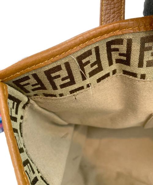 FENDI（フェンディ）FENDI (フェンディ) トートバッグ　ズッカ ベージュの古着・服飾アイテム
