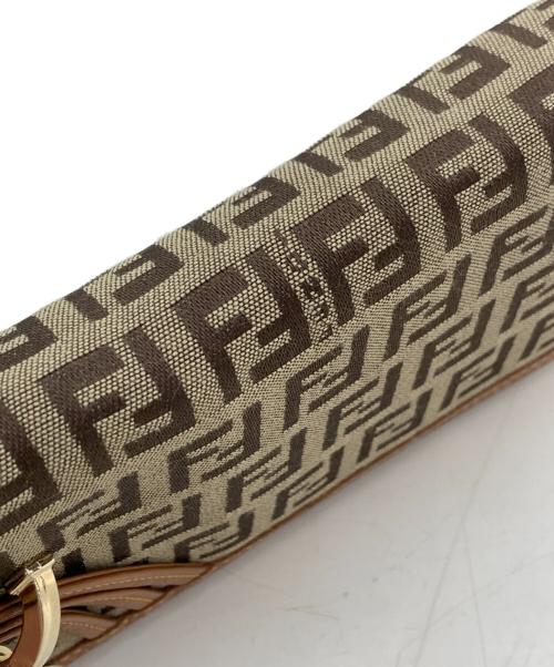 FENDI（フェンディ）FENDI (フェンディ) 2つ折り財布　ズッカ ベージュの古着・服飾アイテム