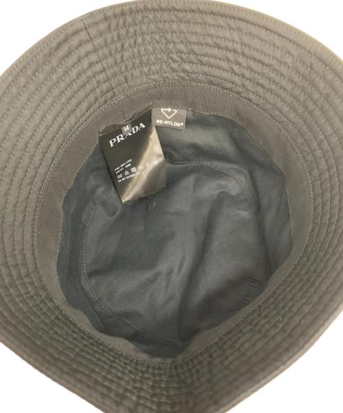 PRADA（プラダ）PRADA (プラダ) RE-NYLONバケットハット ブラック サイズ:SIZE M(58cm)の古着・服飾アイテム