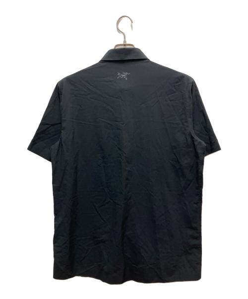 ARC'TERYX（アークテリクス）ARC'TERYX (アークテリクス) SKYLINE SS SHIRTS 半袖シャツ ブラック サイズ:Mの古着・服飾アイテム