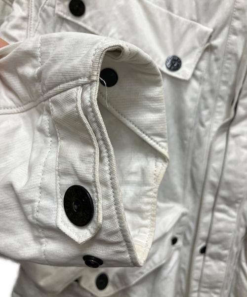 STONE ISLAND（ストーンアイランド）STONE ISLAND (ストーンアイランド) M65 Tyveck Multi Pocket Jacke ホワイト サイズ:Lの古着・服飾アイテム