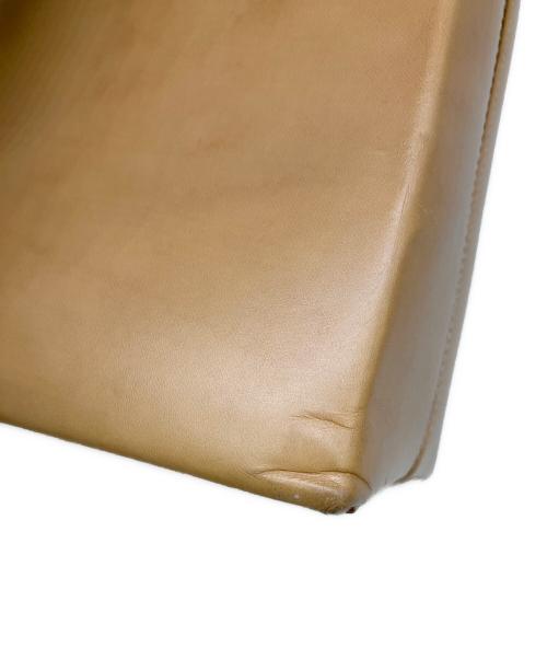 Salvatore Ferragamo（サルヴァトーレ フェラガモ）Salvatore Ferragamo (サルヴァトーレ フェラガモ) ハンドバッグ ベージュの古着・服飾アイテム