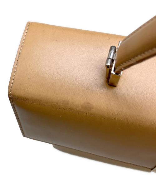 Salvatore Ferragamo（サルヴァトーレ フェラガモ）Salvatore Ferragamo (サルヴァトーレ フェラガモ) ハンドバッグ ベージュの古着・服飾アイテム