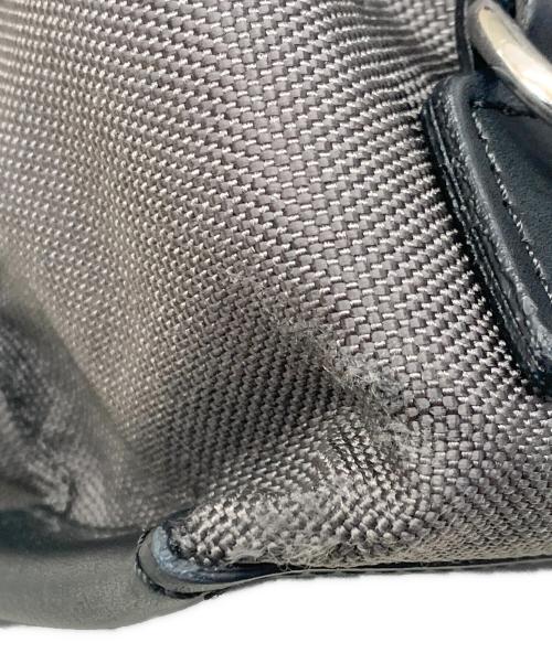 IACUCCI（イアクッチ）IACUCCI (イアクッチ) 2WAYバッグ　S0RBETT0 グレーの古着・服飾アイテム