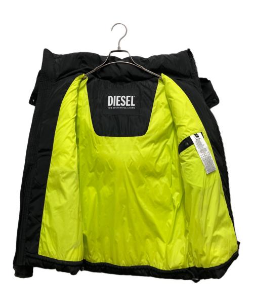 DIESEL（ディーゼル）DIESEL (ディーゼル) W-SMITH-YA-WH-JACKET 2WAY中綿ジャケット ブラック サイズ:XSの古着・服飾アイテム