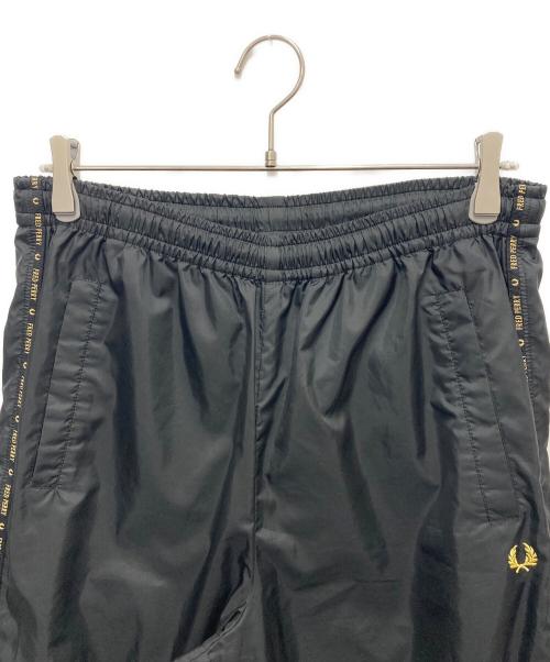 FRED PERRY（フレッドペリー）FRED PERRY (フレッドペリー) 90s ナイロンセットアップジャージ ブラック サイズ:Mの古着・服飾アイテム