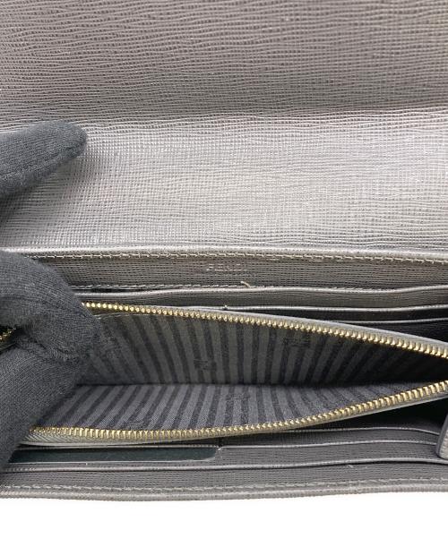 FENDI（フェンディ）FENDI (フェンディ) トゥージュール 長財布 フラップロングウォレット ベージュ×グレーの古着・服飾アイテム