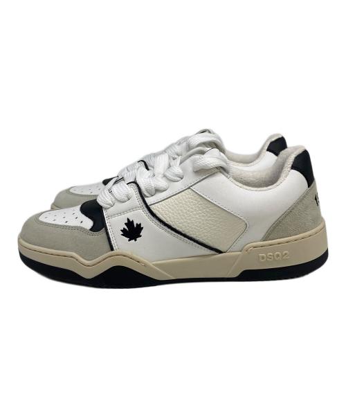 DSQUARED2（ディースクエアード）DSQUARED2 (ディースクエアード) SPIKER ロ-カットスニーカー ホワイト サイズ:SIZE40（25～25.5㎝）の古着・服飾アイテム