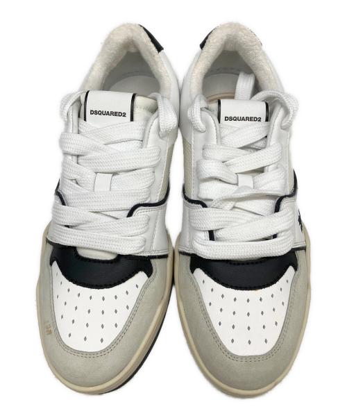 DSQUARED2（ディースクエアード）DSQUARED2 (ディースクエアード) SPIKER ロ-カットスニーカー ホワイト サイズ:SIZE40（25～25.5㎝）の古着・服飾アイテム