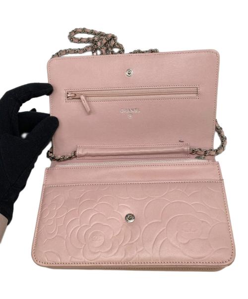 CHANEL（シャネル）CHANEL (シャネル) ショルダーバッグ カメリア ピンクの古着・服飾アイテム