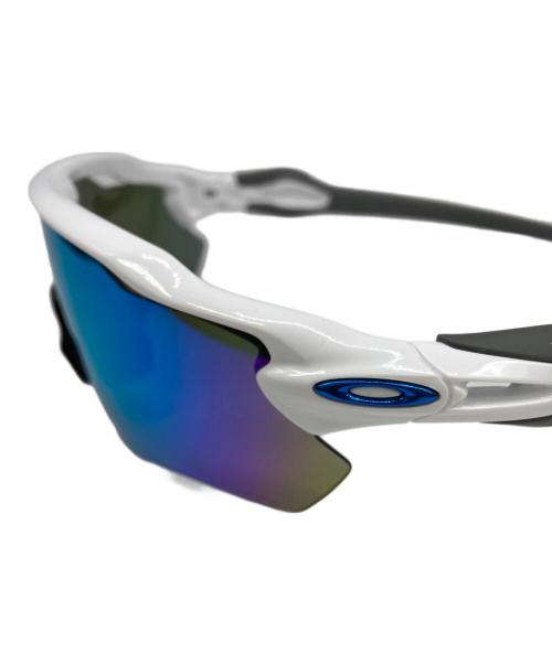 OAKLEY（オークリー）OAKLEY (オークリー) サングラス ホワイトの古着・服飾アイテム
