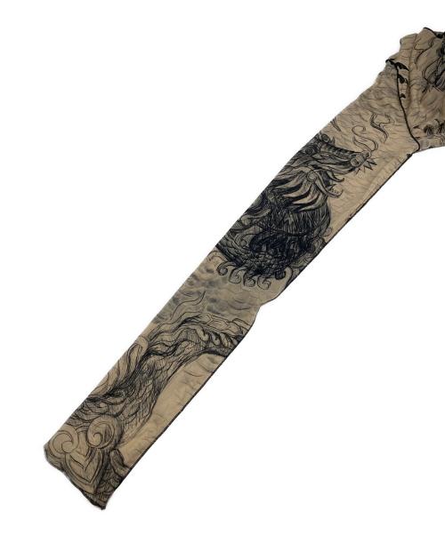 Jean Paul Gaultier FEMME（ジャンポールゴルチエ フェム）Jean Paul Gaultier FEMME (ジャンポールゴルチェフェム) ドラゴンプリントセカンドスキンハイネックカットソー ベージュ サイズ:40の古着・服飾アイテム