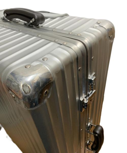 RIMOWA（リモワ）RIMOWA (リモワ) キャリーケース CLASSIC FLIGHT（クラシックフライト） シルバー サイズ:85Lの古着・服飾アイテム