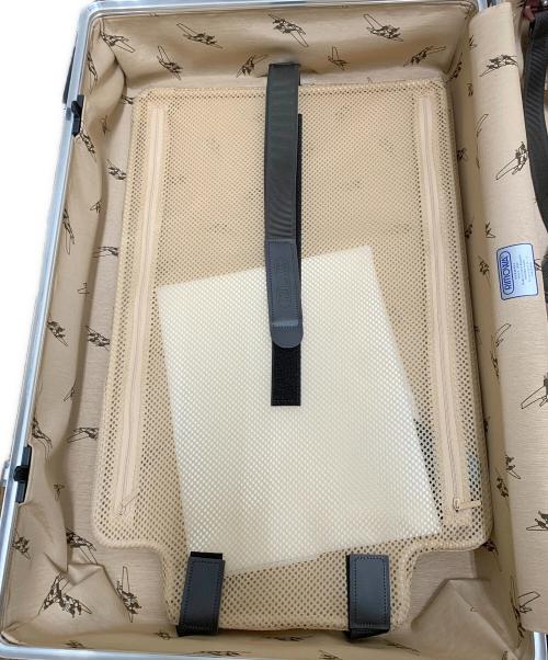 RIMOWA（リモワ）RIMOWA (リモワ) キャリーバッグ CLASSIC FLIGHT シルバー サイズ:63Lの古着・服飾アイテム