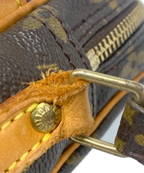 LOUIS VUITTON（ルイ ヴィトン）LOUIS VUITTON (ルイ ヴィトン) ダヌーヴ ショルダーバッグ/クロスボディバッグ ブラウンの古着・服飾アイテム