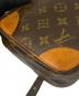 中古・古着 LOUIS VUITTON (ルイ ヴィトン) ダヌーヴ ショルダーバッグ/クロスボディバッグ ブラウン：35000円