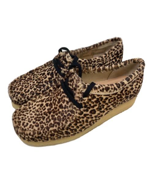 CLARKS ORIGINALS（クラークス オリジナルズ）CLARKS ORIGINALS (クラークス オリジナルズ) レオパードハラコワラビーシューズ ベージュ×ブラウン サイズ:SIZE 23.5cm 未使用品の古着・服飾アイテム