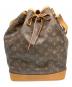 LOUIS VUITTON（ルイ ヴィトン）の古着「ショルダーバッグ ノエ モノグラム」｜ブラウン